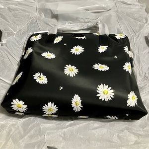 Nwt Kate Spade Daveney Daisy Laptop Bag
